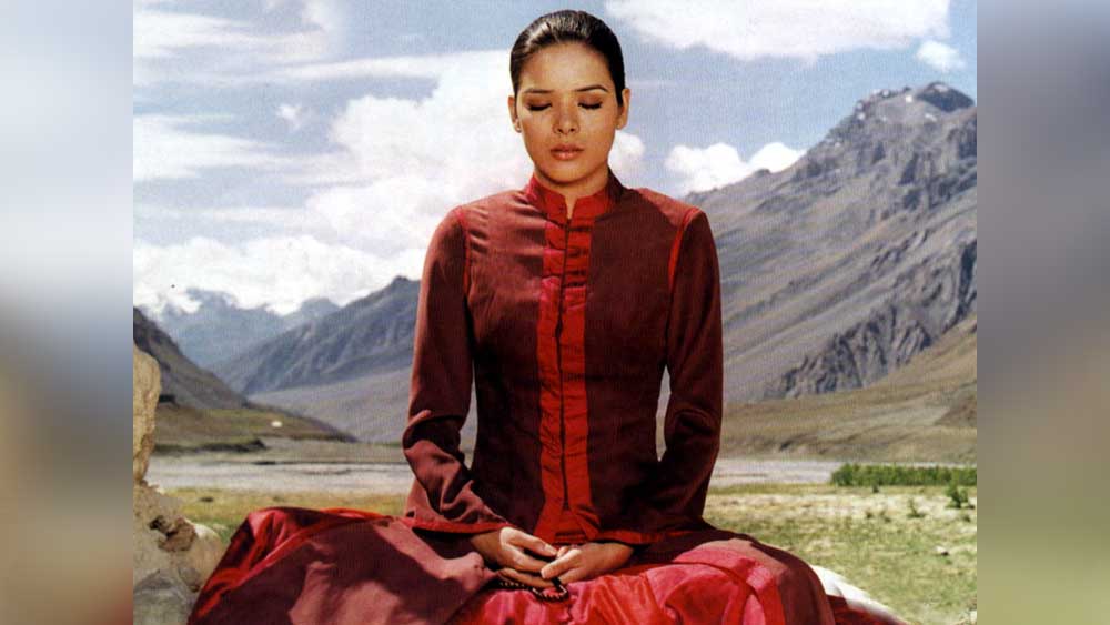 বক্স অফিসে ‘পাপ’ সফল না হলেও সাহসী নায়িকা হিসেবে জনপ্রিয়তা পেয়েছিলেন উদিতা। সে সময় খোলামেলা ও সাহসী দৃশ্যে অভিনয় করতে স্বচ্ছন্দ, এমন বেশ কিছু নায়িকা ছিলেন ইন্ডাস্ট্রিতে। বিপাশা ছাড়াও তাঁদের মধ্যে অন্যতম ছিলেন তনুশ্রী দত্ত, কোয়েনা মিত্র ও মল্লিকা শেরাওয়াত।