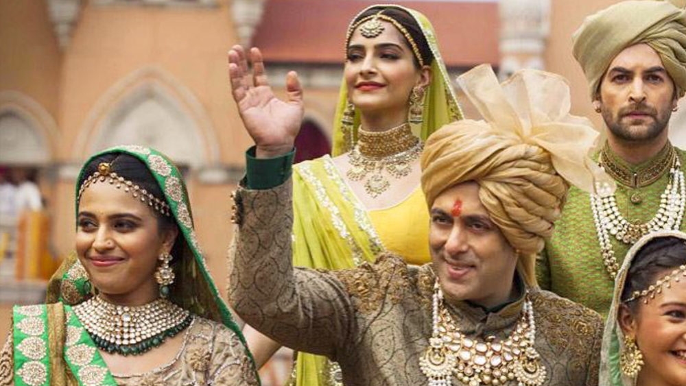 ‘রঞ্ঝণা’ এবং ‘তনু ওয়েডস মনু রিটার্নস’-এ স্বরার কাজ প্রশংসিত হয়। এর পর ‘প্রেম রতন ধন পায়ো’ তে সলমনের বোনের ভূমিকায় অভিনয় করেন স্বরা। শোনা যায়, অনেক অভিনেত্রী ফিরিয়ে দেওয়ার পরে সুযোগ গিয়েছিল তাঁর কাছে। কারণ কোনও নায়িকাই পর্দায় সলমনের বোন হতে চাননি।