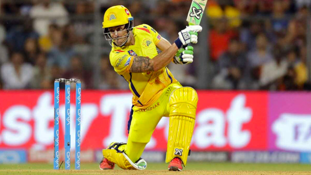 ফ্যাফ দু'প্লেসি: আট ম্যাচে ৩০৭ রান করে বিদেশিদের মধ্যে রানের তালিকায় তিনিই এক নম্বর। স্ট্রাইক রেট দেড়শ ছুঁইছুঁই। অরেঞ্জ ক্যাপের দৌড়ে রয়েছেন তিন নম্বরে। এই দলের ওপেনার হিসেবে থাকছেন প্রাক্তন প্রোটিয়া অধিনায়ক।