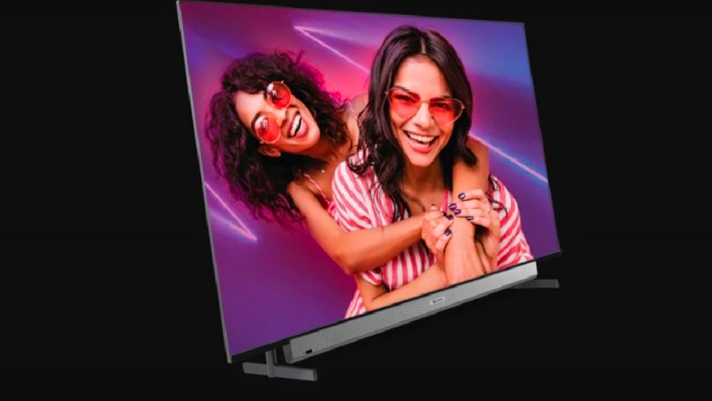 শুধু স্মার্টফোনই নয়, এই সেলে থাকছে স্মার্ট টিভিও। স্যামসাং ফ্রেম লাইফস্টাইলের ৫০ ইঞ্চির টিভির দাম পড়বে ৭১ হাজার ৯৯০ টাকা, ৫৫ ইঞ্চির দাম ৮১ হাজার ৯৯০ টাকা এবং ৬৫ ইঞ্চির টিভি মিলবে ১ লাখ ২৯ হাজার ৯৯০ টাকায়। মোটোরোলা রেভো এবং মোটরোলা জেডএক্স ২ সিরিজের টিভিগুলি পাওয়া যাবে ১৩ হাজার ৯৯৯ টাকা থেকে।