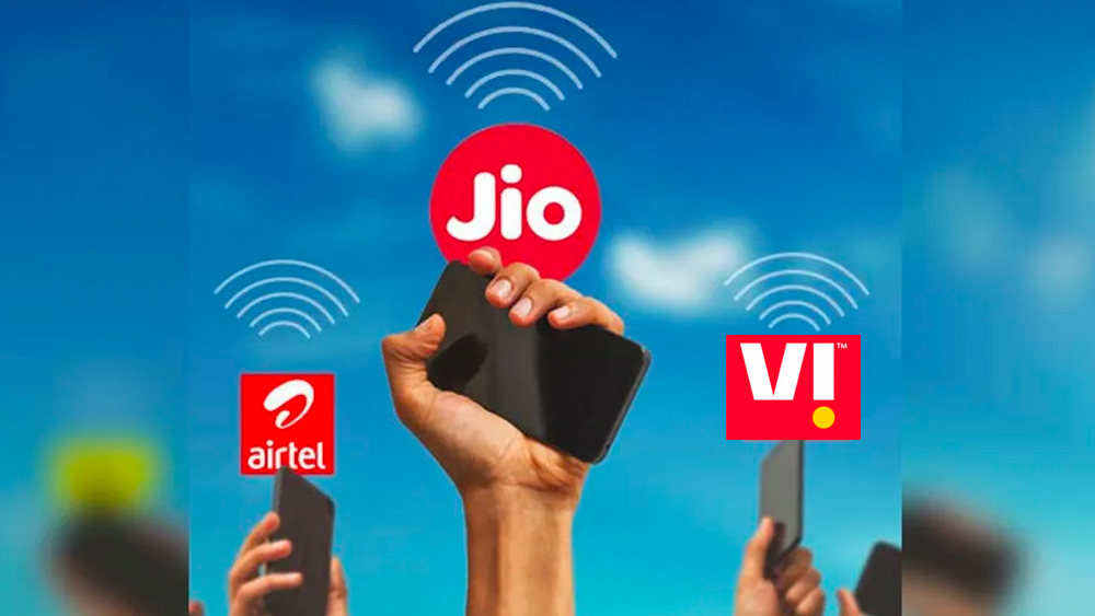 ডেটার মতো এসএমএসের ব্যাপারেও ভোডাফোন-এয়ারটেলের থেকে এগিয়ে জিয়ো। তাদের এই প্ল্যানে করা করা যাবে যত খুশি এসএমএস।