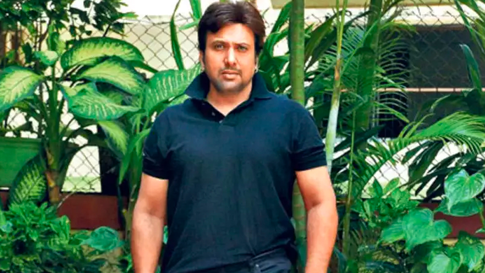 জুহুতে গোবিন্দর বিলাসবহুল বাংলোও ছিল। আবাসনে রাখতে না পেরে মোষ নিয়ে গোবিন্দ চলে যান নিজের বাংলোয়।