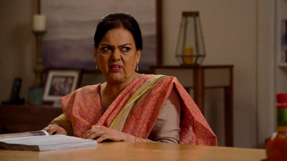 ১৯৮৭ সালে সুস্মিতার আত্মপ্রকাশ হিন্দি ছবিতে। তাঁর প্রথম ছবি ‘ইয়ে ওহ মঞ্জিল তো নহিঁ’।