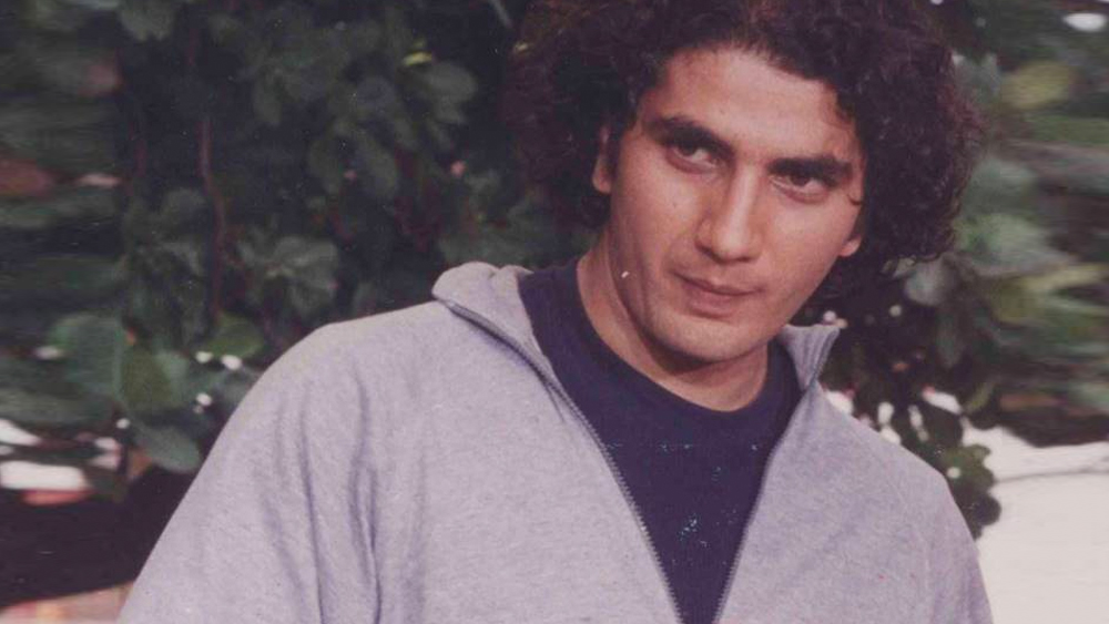 ছবিতে ব্যর্থতার পালা শুরু হওয়ার পরে ফরাজ চলে আসেন ছোট পর্দায়। ১৯৯৭ থেকে ২০০৮ অবধি বেশ কিছু সিরিয়ালে অভিনয় করেন তিনি। কিন্তু সেখানেও এ বার ধীরে ধীরে সুযোগ আসা বন্ধ হয়ে যায়।