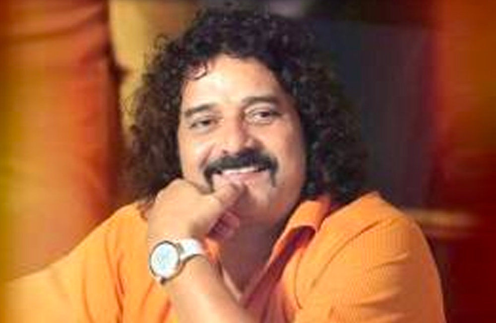 কিন্তু কোচের কথায় চুল কাটেননি আর পি সিংহ। ২০ বছর পরে এখনও তাঁর চুল একইরকম লম্বা। তিনি এখন উত্তরপ্রদেশে স্পোর্টস ডিরেক্টরেটের একজন অধিকর্তা। কর্মরত লখনউয়ে।