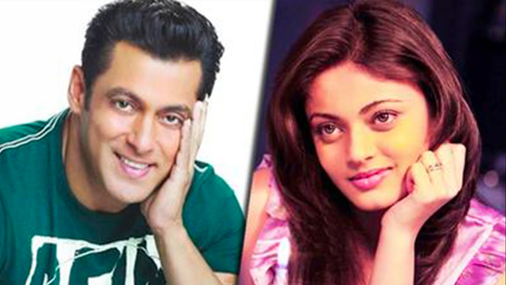 প্রথম থেকেই স্নেহার পরিচয় হয়ে দাঁড়ায় ঐশ্বর্যার লুক অ্যালাইক হিসেবে। পরে এক সাক্ষাৎকারে তিনি বলেছিলেন, এই তুলনা তাঁকে অভিনেত্রী হিসেবে পরিণত হতে সাহায্য করেনি। কিন্তু পরিচিতি এনে দিয়েছিল ইন্ডাস্ট্রিতে।