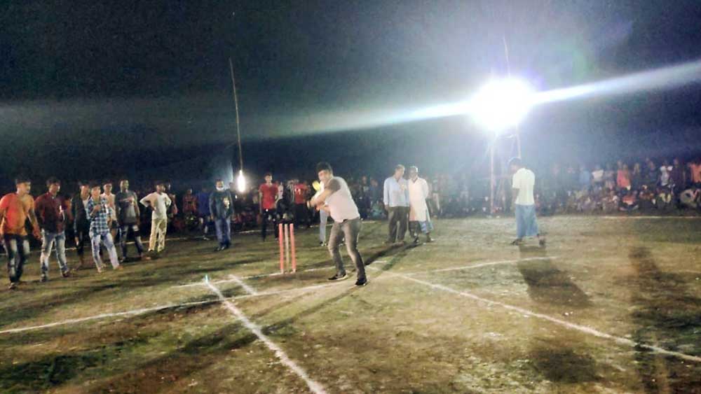 Football and cricket matches without maintaining COVID-19 protocols