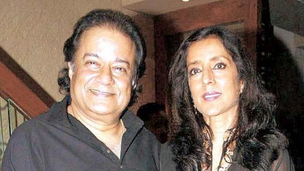 অনুপের তৃতীয় স্ত্রী ছিলেন মেধা গুজরাল। ভারতের প্রাক্তন প্রধানমন্ত্রী আই কে গুজরালের ভাইঝি মেধা ছিলেন পরিচালক শেখর কপূরের প্রাক্তন স্ত্রী।