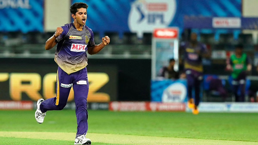 শিবম মাভি- রান দিলেও উইকেট পাচ্ছেন এই তরুণ পেসার। লকির সঙ্গী হিসেবে কমলেশ নাগরকোটির বদলে তাঁকেই সম্ভবত বেছে নেবে নাইট রাইডার্স।