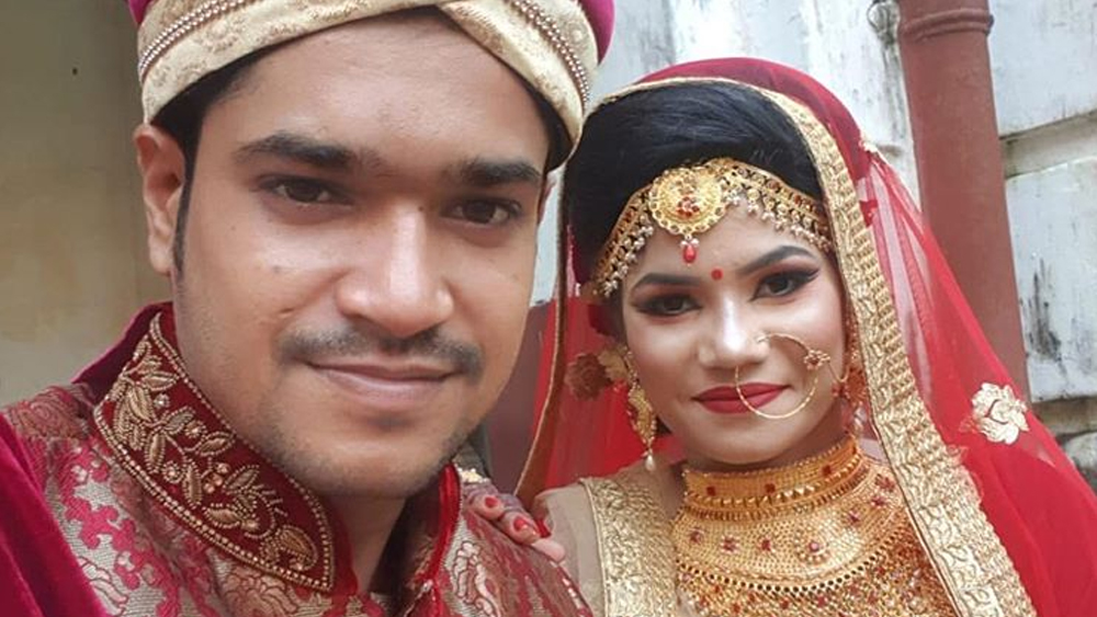 ১৬ অক্টোবর ছিল সানজিদার গায়ে হলুদ। তার পরের দিন তিনি বিয়ে করেছেন মীম মোসাদ্দেককে।