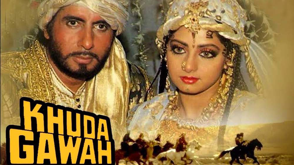 অমিতাভ বচ্চন ও শ্রীদেবী। দুই তারকার সঙ্গে কাজ করার প্রস্তাবে এক কথাতেই রাজি হয়ে যান সঞ্জয় দত্ত।