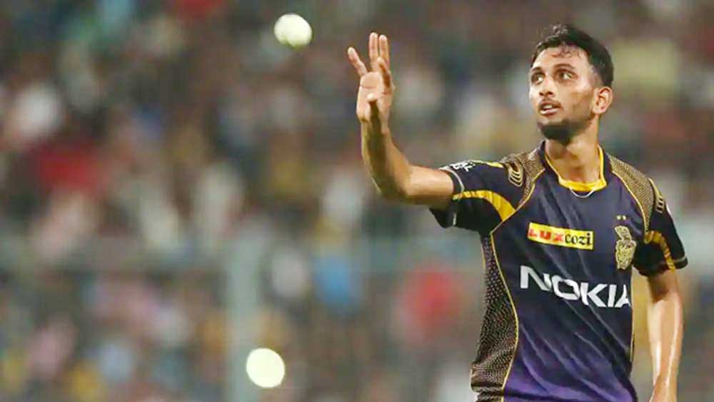 প্রসিদ্ধ কৃষ্ণ: মাভি নয়, তাঁর ওপরেই ভরসা রাখছে কেকেআর ম্যানেজমেন্ট। ৪ ম্যাচে ৪ উইকেট রয়েছে তাঁর ঝুলিতে। জয়ের জন্য শুরুতে উইকেট তুলতে তাঁর ওপরেই ভরসা করতে হবে নাইটদের।