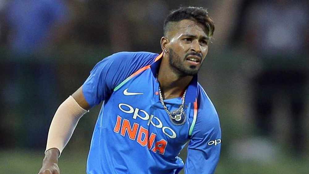 হার্দিক পাণ্ড্য- অস্ত্রোপচারের পরে ফিরে এসেছেন মাঠে। আইপিএলে ভাল ফর্মে রয়েছেন। মুম্বই ইন্ডিয়ান্সের প্রয়োজনের সময়ে জ্বলে উঠছেন। বড় শট খেলতে দক্ষ তিনি। অস্ট্রেলিয়ায় পাণ্ড্য কী করেন, সেটাই দেখার।