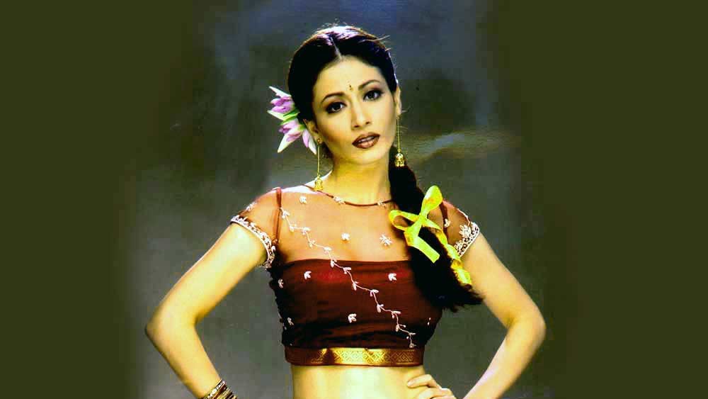 কোনওদিন অন্তরা জনপ্রিয়তার নিরিখে প্রথম সারিতে আসতে পারেননি। অভিনেত্রী হিসেবে পিছিয়ে পড়ে চেষ্টা করেছিলেন পরিচালনাতেও। ২০০৫ সালে তাঁর পরিচালনায় ‘মিস্টার ইয়া মিস’ মুক্তি পেয়েছিল ।