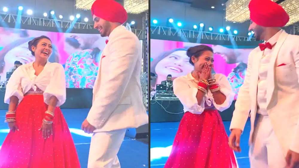 কখনও বিয়ের অনুষ্ঠানে, কখনও রিং সেরিমনিতে, কখনও রিসেপশনে, কখনও ঘনিষ্ঠ জনদের মাঝে জলসায়... .দু’জনেই গান করেছেন চুটিয়ে। ভারী লেহঙ্গা পরে নেহা কিন্তু দুর্দান্ত নাচও করেছেন।