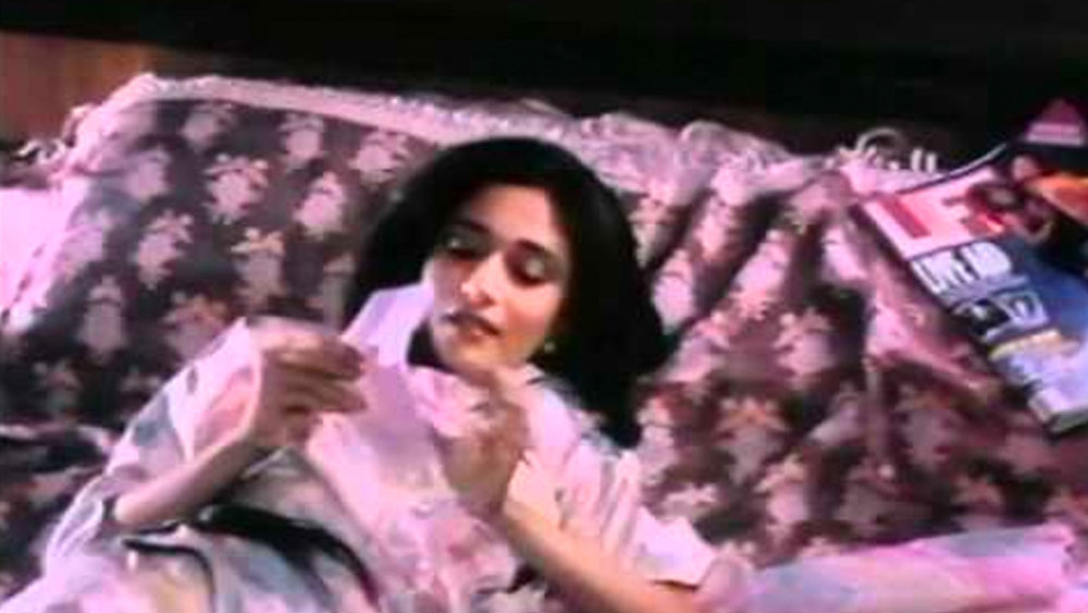 ‘তেজাব’-এর সাফল্যর পর পরই ‘রাম লখন’ রিলিজ করে। সালটা ১৯৮৯। সে বছরের জানুয়ারিতে সুভাষ ঘাইয়ের এর মতো পরিচালকের ‘রাম লখন’ মাধুরীকে স্টারডমের এক নয়া উচ্চতা দেয়। এর পর বলিউডে আর পিছন ফিরে তাকাতে হয়নি মাধুরীকে। তবে ‘বর্দী’ নিয়ে সে সময় বেশ অস্বস্তিতে পড়েছিলেন তিনি।