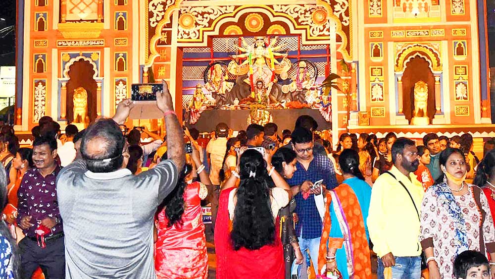 Coronavirus in West Bengal: Scare of Coronavirus in the crowd worried many