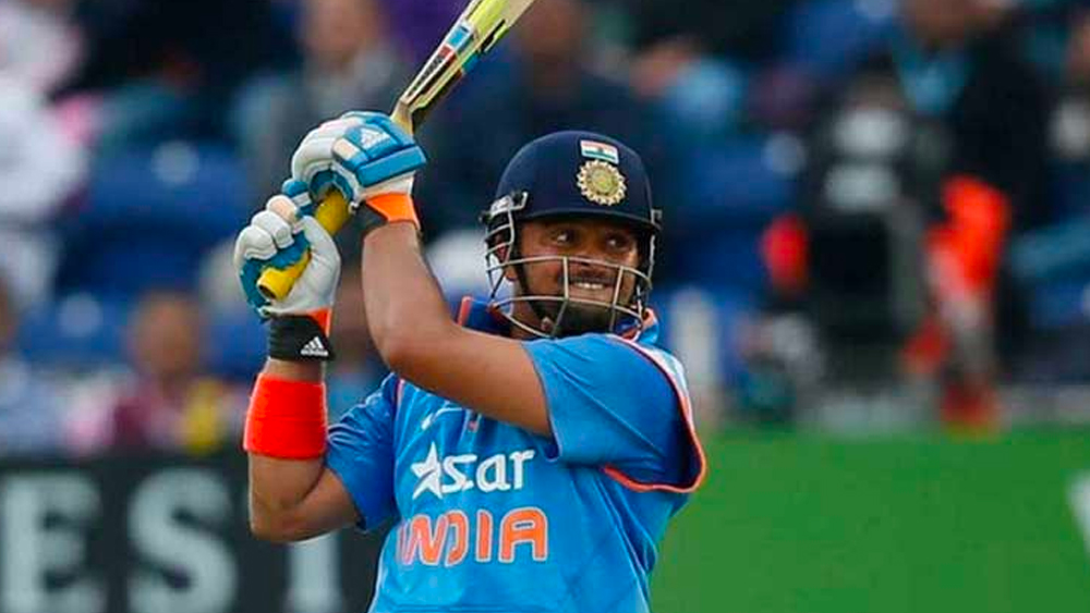 টেস্ট খেলার ৫ বছর আগে একদিনের ম্যাচে রায়নার অভিযান শুরু। শ্রীলঙ্কার বিরুদ্ধে প্রথম ওয়ান ডে খেলেন ২০০৫-এ। ১৩ বছর পরে ইংল্যান্ডের বিরুদ্ধে শেষ ওয়ান ডে ম্যাচে দেখা গিয়েছিল তাঁকে। ওয়ান ডে-তে তাঁর মোট সংগ্রহ ৫,৬১৫ রান। সর্বোচ্চ অপরাজিত ১১৬। উইকেট পেয়েছেন ৩৬ টি।