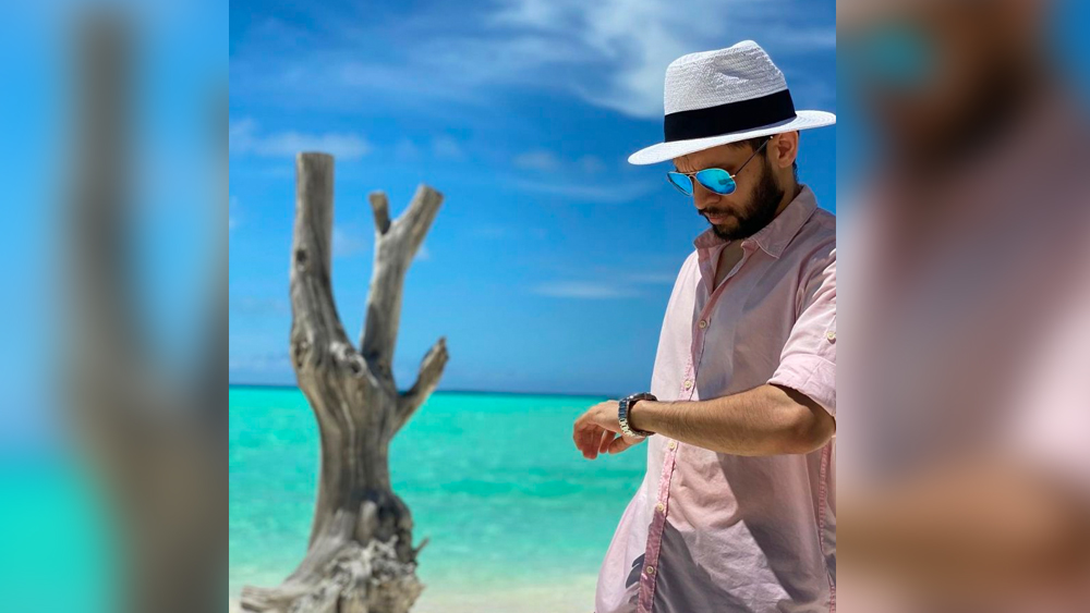 এ বার অনুশীলনের পালা। বাড়ি ফিরতে হবে। মাঠে নেমে প্রতিপক্ষকে পরাস্ত করতে হলে অনুশীলনও হওয়া চাই জোরদার। হাতে ঘড়ি দেখে কাশ্যপ কি তেমনটাই ভাবছিলেন।