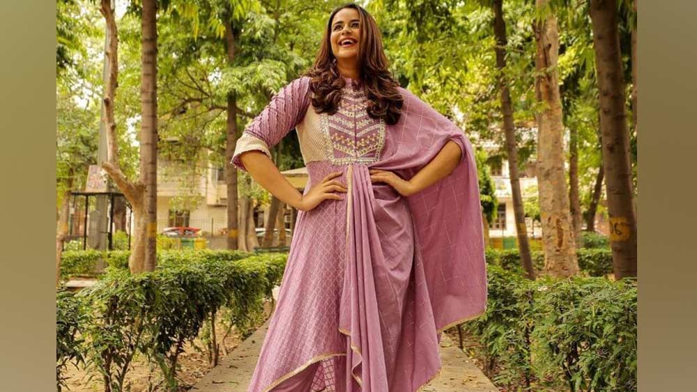 প্রি-ওয়েডিং সেরেমনি শুরু হয়েছিল ভাত সেরেমনির মাধ্যমে অগস্টের ৩ তারিখে। এর পর হয় মেহন্দি। গায়েহলুদ অনুষ্ঠানও হয়েছিল রীতি মেনেই। সঙ্গীতে ঠাকুমার সঙ্গে নাচেন প্রাচী। দিল্লির ওই ফার্ম হাউজে অনুষ্ঠানে ছিলেন ৫০ জন আমন্ত্রিত।