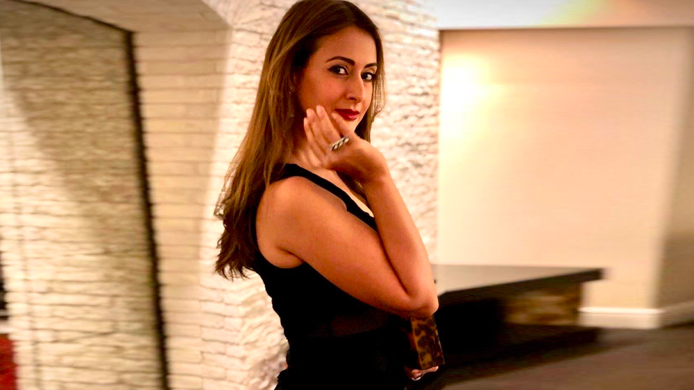 তবে কেরিয়ারে দু’ দশক পেরিয়েও প্রীতি স্বীকার করেন, তিনি দু’টো পরিচয় কোনওদিন কাটিয়ে উঠতে পারবেন না। ‘রাজশ্রী গার্ল’ এবং ‘মহাব্বঁতে গার্ল’।এই দু’টি পরিচয় এখনও উপভোগ করেন প্রীতি। জানিয়েছেন তিনি।