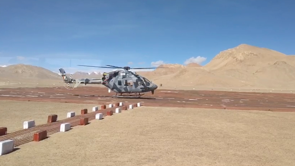 এয়ারস্ট্রিপ ছাড়াও এখানে ভারতীয় সেনার একাধিক হেলিপ্যাডও আছে। সব মিলিয়ে দেশের সুরক্ষায় দৌলত বেগ ওল্ডির গুরুত্ব অপরিসীম।