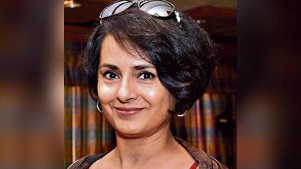 সিরিয়ালে কাজ শুরুর আগেই ছবিতে অভিনয় করেছিলেন কিটু। ১৯৮৪ সালে মুক্তি পেয়েছিল তাঁর প্রথম ছবি ‘হোলি’। এই ছবিতে আমির খানের সঙ্গে কিটুর চুম্বনদৃশ্য ছিল সে সময়ে বহুচর্চিত।