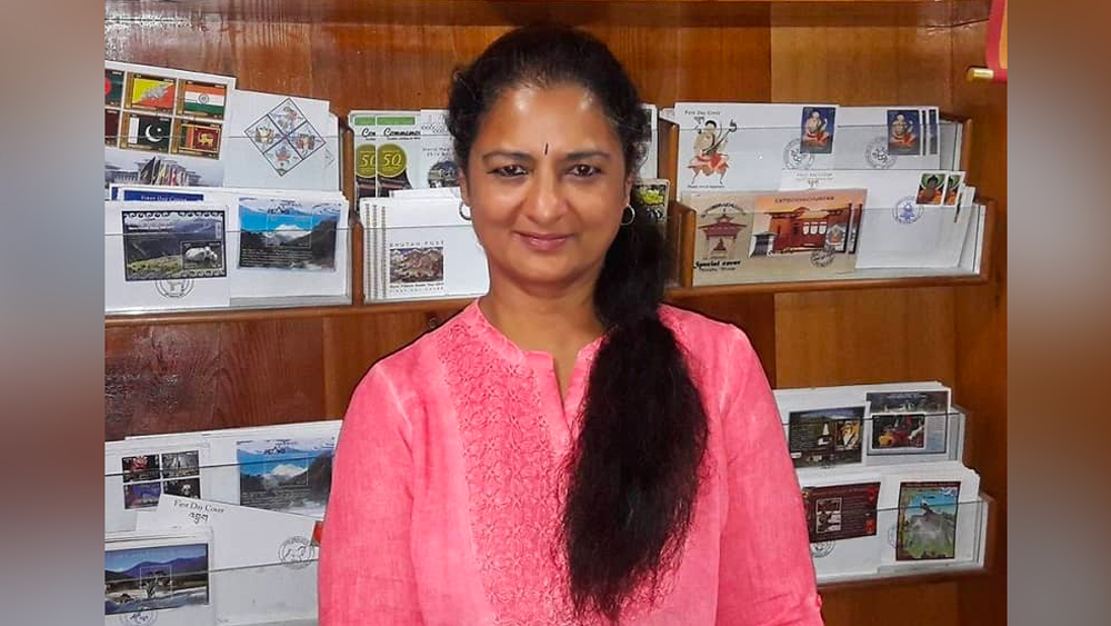 রেখার আর এক বৈমাত্রেয় দিদি বিজয়া চামুণ্ডেশ্বরী প্রতিষ্ঠিত ফিটনেস এক্সপার্ট।