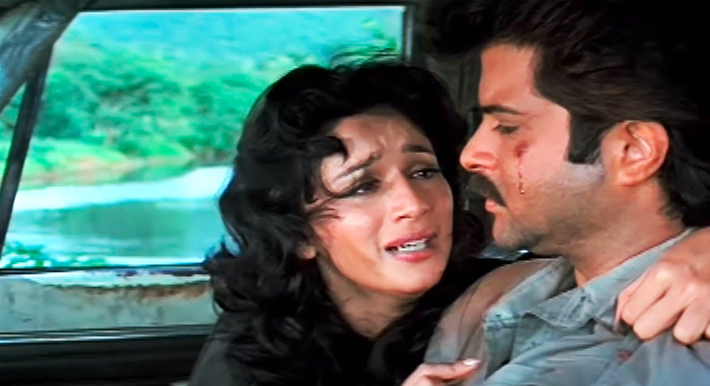 অনিল তখন জনপ্রিয়তার দৌড়ে সানির থেকে অনেক এগিয়ে। ‘মিস্টার ইন্ডিয়া’, ‘তেজাব’, ‘রাম লক্ষ্মণ’-সহ বহু সুপারহিট ছবির তারকা অনিলকে তখন বলা হচ্ছিল অমিতাভের যোগ্য উত্তরসূরি।