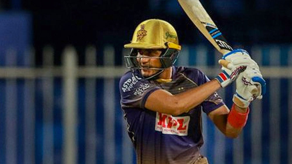 শুভমন গিল: প্রতিশ্রুতি দিলেও চলতি আইপিএলে পঞ্জাবের এই তরুণ ওপেনার ধারাবাহিক ভাবে বড়সড় রান করে উঠতে পারেননি। রয়্যালসের বিরুদ্ধে ২০ বছর বয়সি শুভমনের কাছ থেকে ঝকঝকে ইনিংসের প্রার্থনা কেকেআর-ফ্যানেদের। চলতি আইপিএলে তাঁর সর্বোচ্চ রান অপরাজিত ৭০। আজকের ম্যাচে তা টপকে যেতে পারবেন শুভমন?