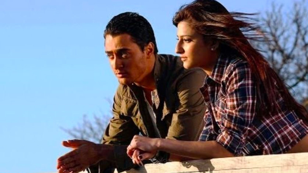 ‘লাক’ ছবির নায়ক ইমরান ছিলেন শ্রুতির শৈশবের বন্ধু। তিনিই পরিচালকের কাছে শ্রুতির নাম প্রস্তাব করেন। পরে সম্পূর্ণ চিত্রনাট্য পড়ে তবেই রাজি হন শ্রুতি। ছবির অ্যাকশন-দৃশ্যের জন্য প্রচুর পরিশ্রম করেছিলেন তিনি।