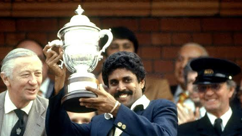 বিয়ের পরে কপিলের কেরিয়ারের উত্তরণ হয় উল্কাবেগে। ১৯৮২-৮৩ মরসুমে শ্রীলঙ্কার বিরুদ্ধে সিরিজে জাতীয় দলের অধিনায়কত্বে অভিষেক। ১৯৮৩ সালে ভারত প্রথম বার বিশ্বকাপ পায় তাঁর অধিনায়কত্বে। টুর্নামেন্টে তাঁর পারফরম্যান্স ছিল দুরন্ত।