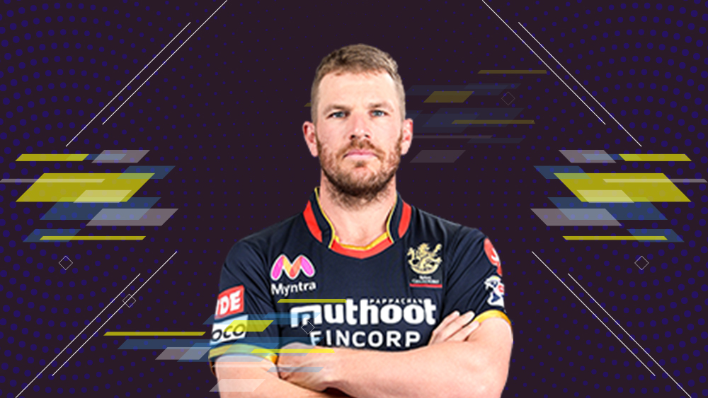 অ্যারন ফিঞ্চ: বিরাট কোহালি এবং এবি ডি’ভিলিয়ার্সের সঙ্গে তাঁকে জুড়ে ব্যাটিংকে আরও শক্তিশালী করতে চেয়েছিল ব্যাঙ্গালোর। কিন্তু হতাশই করলেন অস্ট্রেলীয় ওপেনার। ১২ ম্যাচে তাঁর সংগ্রহ ২৬৮ রান।