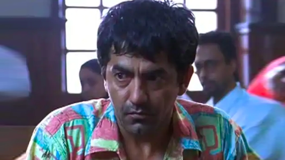 চাকরির পাশাপাশি থিয়েটার দুনিয়াতেও নিয়মিত মুখ হয়ে ওঠেন তিনি। হিন্দি, ইংরেজি এবং উর্দু— ৩ ভাষার নাটকেই তিনি ছিলেন অন্যতম কুশীলব। ‘মহাত্মা ভার্সেস গাঁধী’ এবং ‘ম্যায়ঁ ভি সুপারস্টার’ নাটকে তাঁর অভিনয় প্রশংসিত হয় দর্শক মহলে।