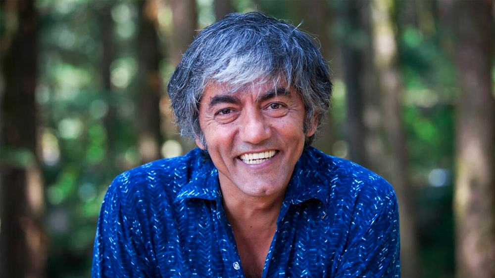 মঞ্চাভিনেতা আসিফকে ছোটপর্দায় প্রথম দেখা গিয়েছিল ১৯৯৮ সালে। অভিনয় করেছিলেন ‘ওহ’ ছবিতে। তার ৫ বছর পরে প্রথম অভিনয় বড় পর্দায়। আসিফকে দেখা গিয়েছিল ‘রুলস: প্যায়ার কা সুপারহিট ফর্মুলা’-য়।