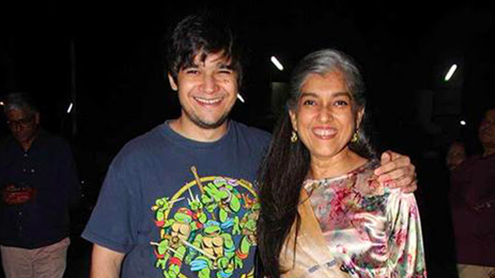 মা, অভিনেত্রী রত্না পাঠকের জীবনদর্শনও ভিভানের হৃদয়ের খুব কাছের। তাঁর কথায়, মা গাঁধীবাদী দর্শন অনুসরণ করেন। তাঁর নিজের জীবনেও সেই দর্শনের ছাপ আছে বলে জানিয়েছেন ভিভান।