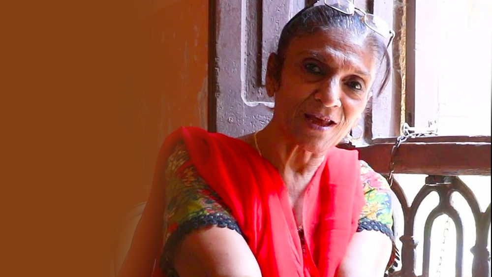 রেশমা জীবন বাজি রেখেছিলেন ঠিকই। কিন্তু বিনিময়ে সংসারে সুখ ফিরে এসেছিল তাঁর। ১৯৮০ সালে তিনি স্টান্ট ডিরেক্টর শকুর পঠানকে বিয়ে করেন। সব কিছু ঠিকঠাকই চলছিল। কিন্তু বিয়ের ৪ বছর পর জীবনের সবচেয়ে বড় চ্যালেঞ্জের মুখোমুখি হন রেশমা।