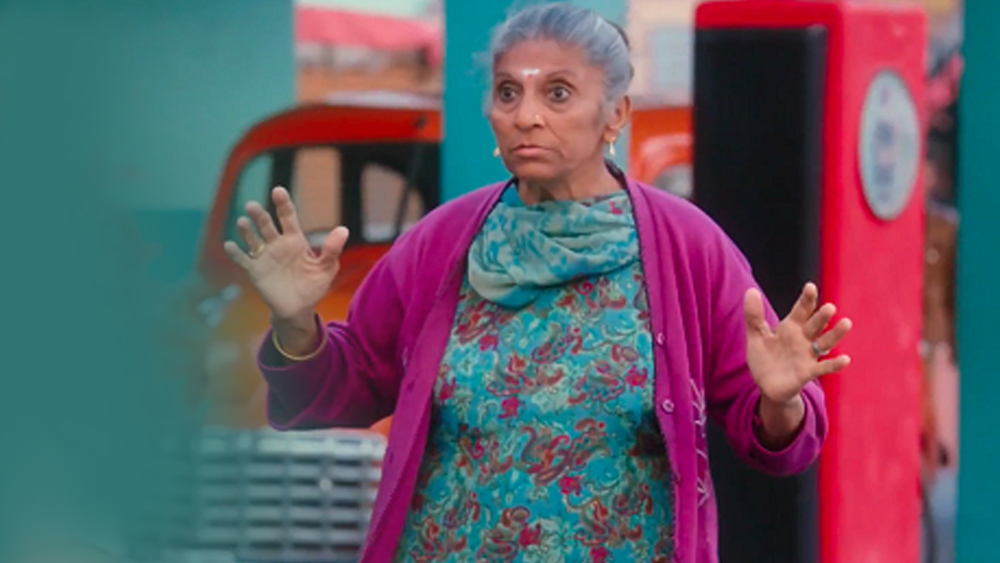 পরে অবশ্য দুর্দশা তাঁদের কেটে যায়। বোনের ২ ছেলে এবং নিজের ছেলেও পড়াশোনা শিখে প্রতিষ্ঠিত হন। রেশমার বোনের ২ ছেলের একজন ইঞ্জিনিয়ার, একজন এক গাড়িপ্রস্তুত কোম্পানির ম্যানেজার। আর রেশমার ছেলে চিকিৎসক।