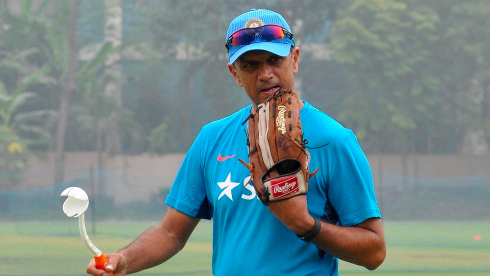 তাঁর প্রশিক্ষণেই ২০১৮ সালে অনূর্ধ্ব ১৯ ক্রিকেট বিশ্বকাপে ভারত জয়ী হয়। বিশ্বের সর্বকালের সেরা ব্যাটসম্যানদের তালিকায় থাকা মিস্টার ডিপেন্ডেবল এখন নিজের হাতে তৈরি করছেন দেশের উত্তর প্রজন্মের ক্রিকেটারদের।