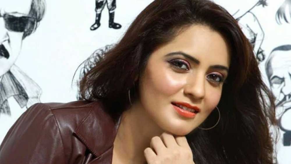 প্রত্যেক ইন্ডাস্ট্রিতেই সূত্রপাত ভাল করেও শেষ অবধি নিজের কেরিয়ার দীর্ঘ করতে পারেননি জিবিধা। সিনেমা থেকে হারিয়ে গিয়ে কাজ শুরু করেন মিউজিক ভিডিয়ো এবং বিজ্ঞাপনে।