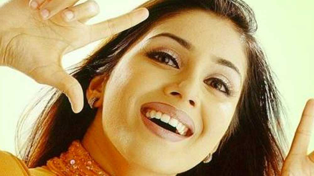 সতীশ কৌশিকের পরিচালনায় সেই ছবি ‘বধাই হো বধাই’ মুক্তি পেয়েছিল ২০০২ সালে। কিন্তু এই রোমান্টিক কমেডিও বক্স অফিসে সে রকম সাফল্য পায়নি।