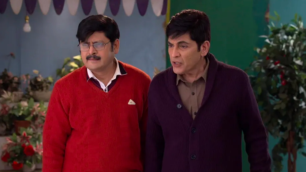 শর্তে রাজি হয়ে যান আসিফ। আর অডিশনে তাঁকে সিরিয়ালের প্রিন্স অজয় সিংহের চরিত্রের জন্য বাছাইও করে নেওয়া হয়। বাবার কাছে নিজেকে প্রমাণ করে মুম্বই রওনা দেন তিনি। কিন্তু মুম্বই পৌঁছনোর পর সমস্যায় পড়েন তিনি।