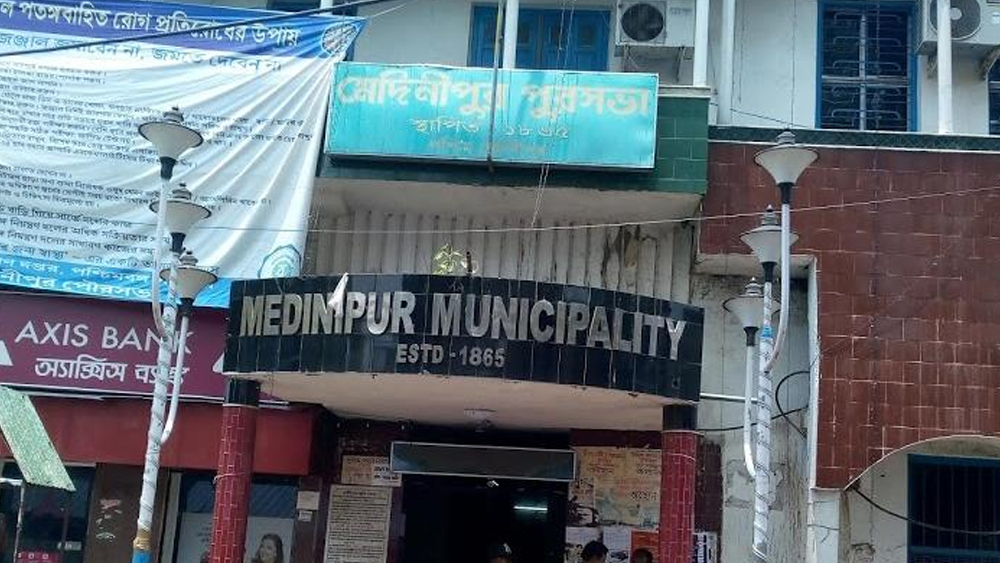 Who is going to be next district administrator of midnapore, speculation on high note dgtld