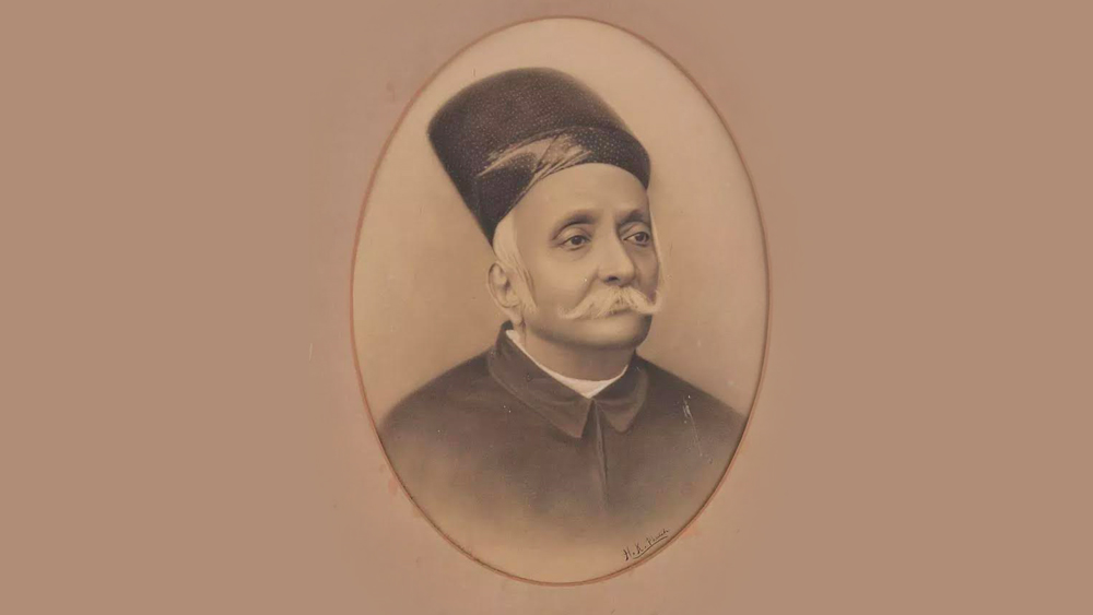 পার্সি সম্প্রদায়ের অন্যতম মুখ দীনশ’ মানেকজি পেতিত ছিলেন তৎকালীন অবিভক্ত ভারতের ধনকুবেরদের মধ্যে অন্যতম। ব্রিটিশ সরকারের কাছ থেকে পেয়েছিলেন পারিবারিক ‘ব্যারনেট’ উপাধি। সাবেক বম্বে ও গুজরাতে যে বস্ত্র বিপ্লব হয়েছিল, তার অন্যতম কারিগর ছিলেন মানেকজি পেতিত। একাধিক কাপড়ের কল ছিল তাঁর মালিকানাধীন।