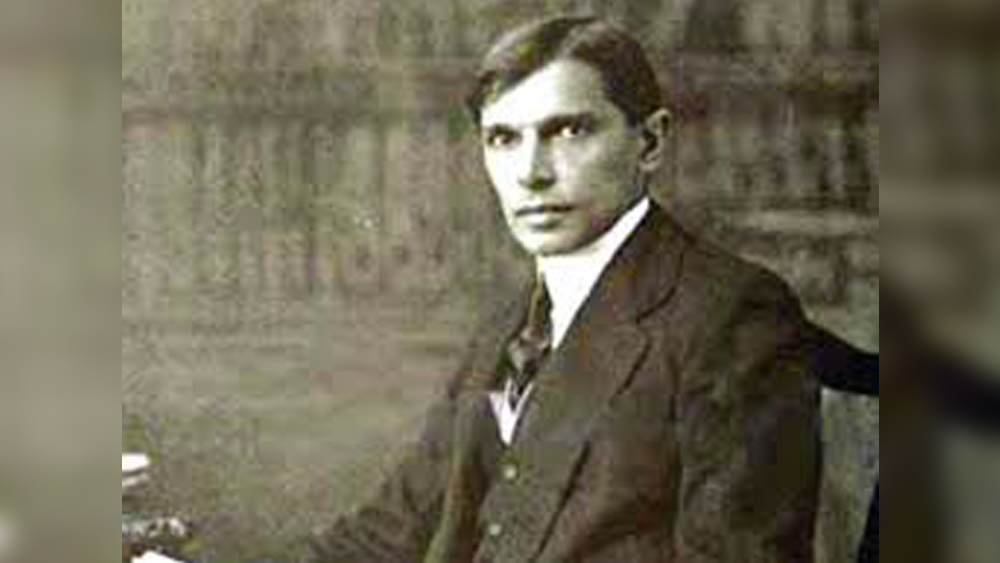 বাবার থেকে এই ধারা পেয়েছিলেন রত্তনবাঈ এবং ফলি। তাঁরাও পার্সি সমাজের কোনও রীতিনীতি মানতেন না। বাবার সূত্রে আরও এক জনকে পেয়েছিলেন তাঁর আদরের মেয়ে, রুত্তি। পেয়েছিলেন বাবার বন্ধু মহম্মদ আলি জিন্নাকে। পরবর্তীতে তাঁকেই বিয়ে করে সমাজচ্যুত হন রত্তনবাঈ। চিরকালের জন্য বিচ্ছিন্ন হয়ে যান পরিবার থেকেও।