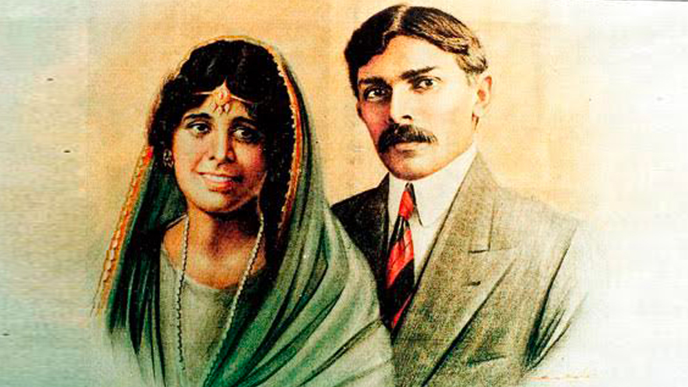 বিয়ের প্রথম কয়েক মাস রত্তনবাঈয়ের কাছে ছিল রূপকথার মতো। পদবির আদ্যক্ষর অনুযায়ী স্বামী ছিলেন তাঁর কাছে ‘জে’। জিন্নার হেয়ারস্টাইল থেকে পোশাক— সব দিকে তীক্ষ্ণ দৃষ্টি ছিল তাঁর অষ্টাদশী স্ত্রীর। ফ্যাশনসচেতন স্ত্রীর প্রভাব পড়েছিল জিন্নার পোশাক এবং আচার আচরণেও। বছরের লম্বা ছুটিগুলো দু’জনের কাটত ইউরোপেই।