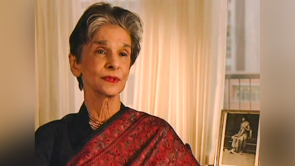 মায়ের মতোই পরিবারের বিরুদ্ধে গিয়ে নিজের জীবনসঙ্গী নির্বাচন করেছিলেন দিনাও। ১৯৩৮ সালে তিনি বিয়ে করেন পার্সি তরুণ নেভিল ওয়াদিয়াকে। ভারতের প্রাচীন পার্সি পরিবারগুলির মধ্যে ওয়াদিয়ারা অন্যতম। ট্রিনিটি কলেজ থেকে উচ্চশিক্ষিত নেভিল ছিলেন পারিবারিক ব্যবসার উত্তরাধিকারী। নেভিল এক বার খ্রিস্টধর্ম গ্রহণ করেছিলেন। তার পর আবার ধর্মান্তরিত হয়েছিলেন জরথ্রুস্টবাদেই।