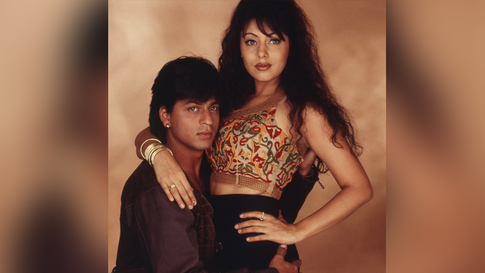 শাহরুখকে যে সময় গৌরী বিয়ে করেছিলেন, তখন তাঁর স্বপ্ন বলিউডের নায়ক হবেন। সেই শূন্য থেকে শীর্ষে পৌঁছনোর প্রতি ধাপে তাঁর জীবনের ওঠাপড়ায় পাশে ছিলেন গৌরী।