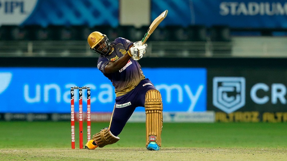 এর পরেই অইন মর্গ্যান ও আন্দ্রে রাসেলের ব্যাটে ম্যাচে ফেরে নাইটরা। রাসেল ১১ বলে ২৫ রানের ঝোড়ো ইনিংস খেলেন। আধা ফিট রাসেলের ক্যামিওতে অক্সিজেন পায় কলকাতা।