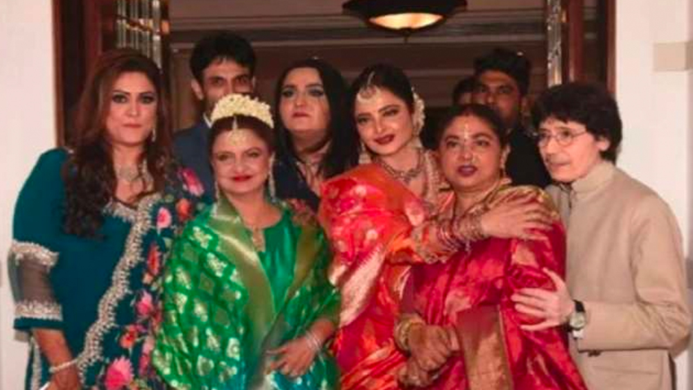 জেমিনি গণেশনের বড় মেয়ে রেবতী স্বামীনাথন একজন অঙ্কোলজিস্ট। আমেরিকায় গবেষণা করেন ক্যানসার নিয়ে। মেজো মেয়ে কমলা সেলভারাজও চিকিৎসক। থাকেন চেন্নাইয়ে। সেজো মেয়ে নারায়ণী এক সর্বভারতীয় সংবাদমাধ্যমের সাংবাদিক। চতুর্থ কন্যা জয়া শ্রীধর ফিটনেস এক্সপার্ট।